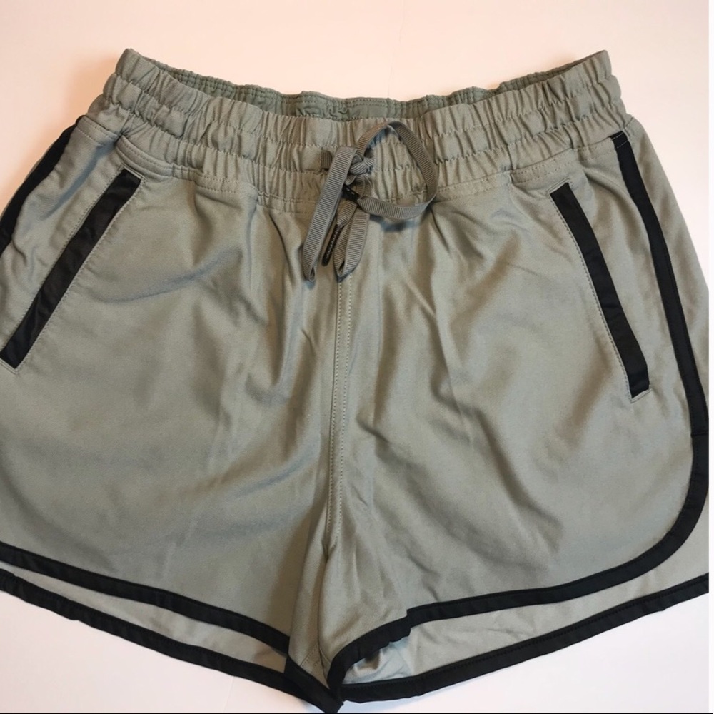 New lululemon shorts